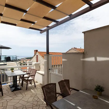 Kono Guest house 3*